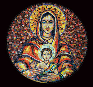Mosaico de María y Jesús por el autor indio Balan en Matridham Ashram, en Varanasi, India Mosaico de María y Jesús por el autor indio Balan en Matridham Ashram, en Varanasi, India